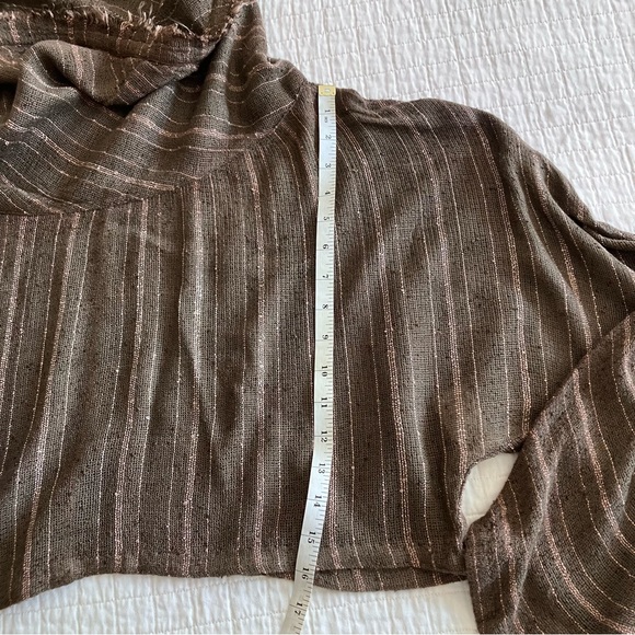 EUC Free People brown cowl neck cropped top - Picture 9 of 10